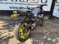 YAMAHA MT-10